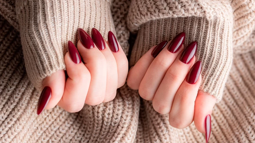 mulled_wine_red_nails