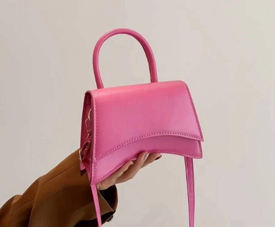 ροζ τσάντα