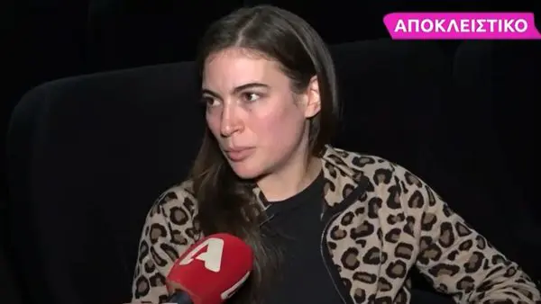 Η Μάρθα Λαμπίρη Φεντόρουφ με λεοπάρ ζακέτα στην κάμερα του Super Κατερίνα