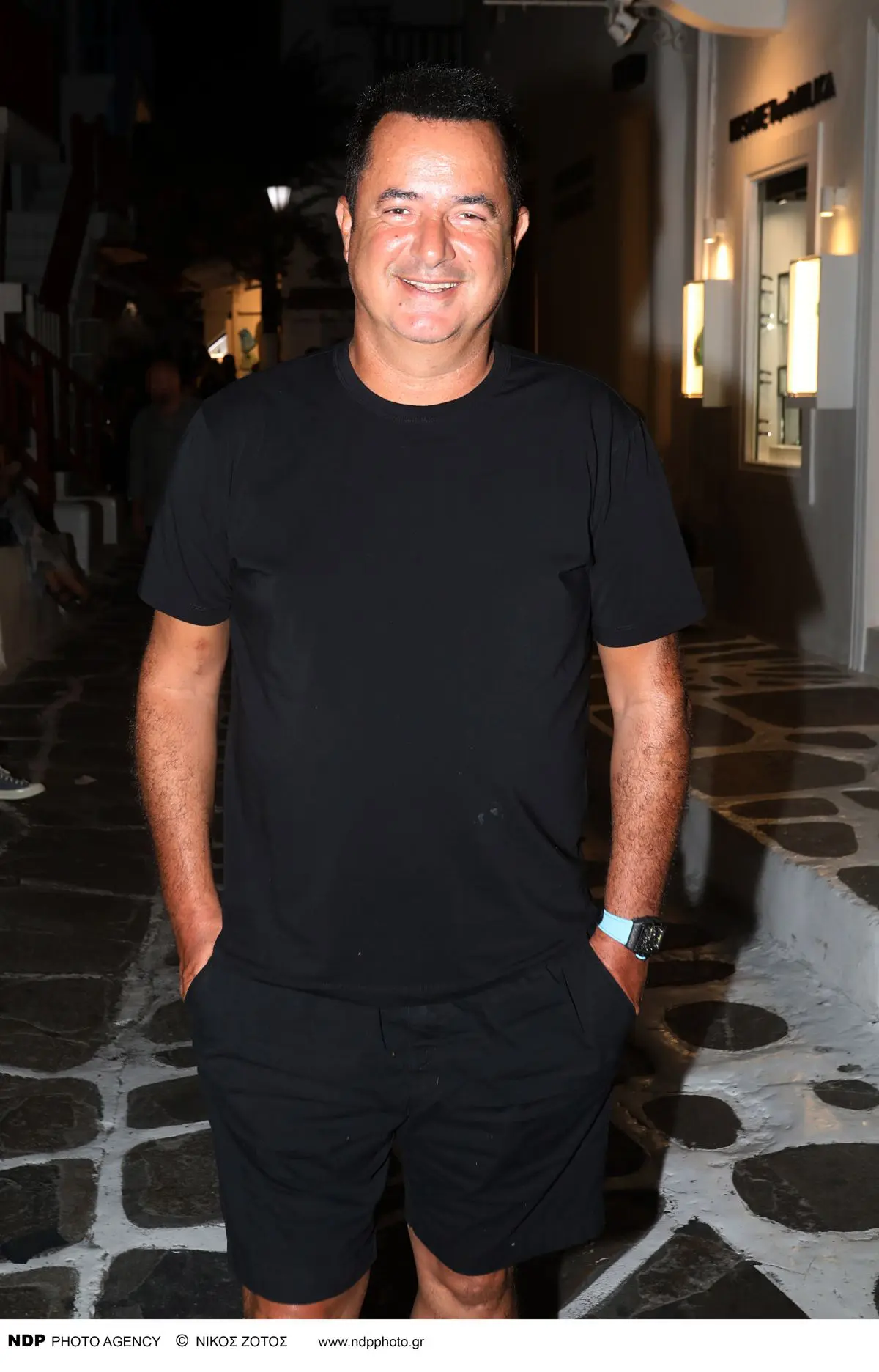 Ο ΣΚΑΪ διώχνει τον Ατζούν - Ποιο κανάλι τον μαζεύει; Αποκλειστικό