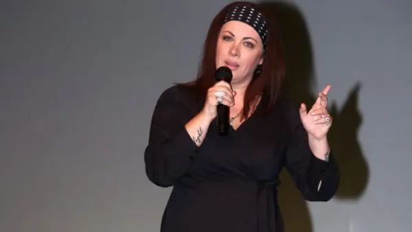 Νένα Χρονοπούλου: Βάζει τα πράγματα στη θέση τους μετά τις ανακρίβειες που γράφτηκαν