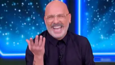 Νίκος Μουτσινάς: «Είναι πιθανό να το έκανα πρώτη φορά με Πάριο»