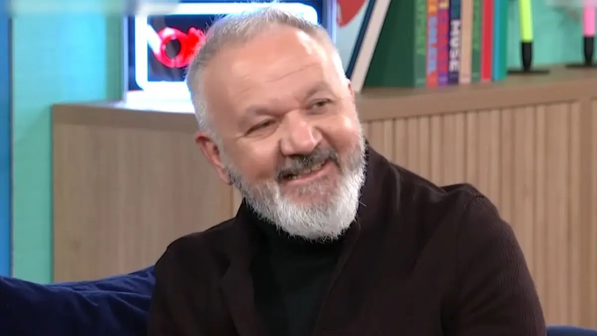 Χρήστος Θηβαίος: Η συμμετοχή σε ταινία πριν γεννηθεί, τα 4 παιδιά του και η σχέση του με το ελληνικό θέατρο