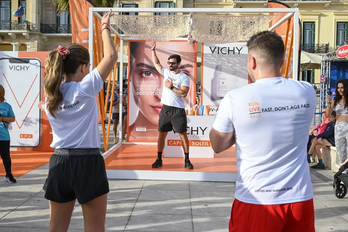 Warm Up της Vichy Laboratoires Team από τον Fitness Trainer Ηλία Γκότση