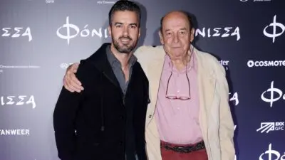 Ο Γιάννης Τσιμιτσέλης με τον Μανούσο Μανουσάκη