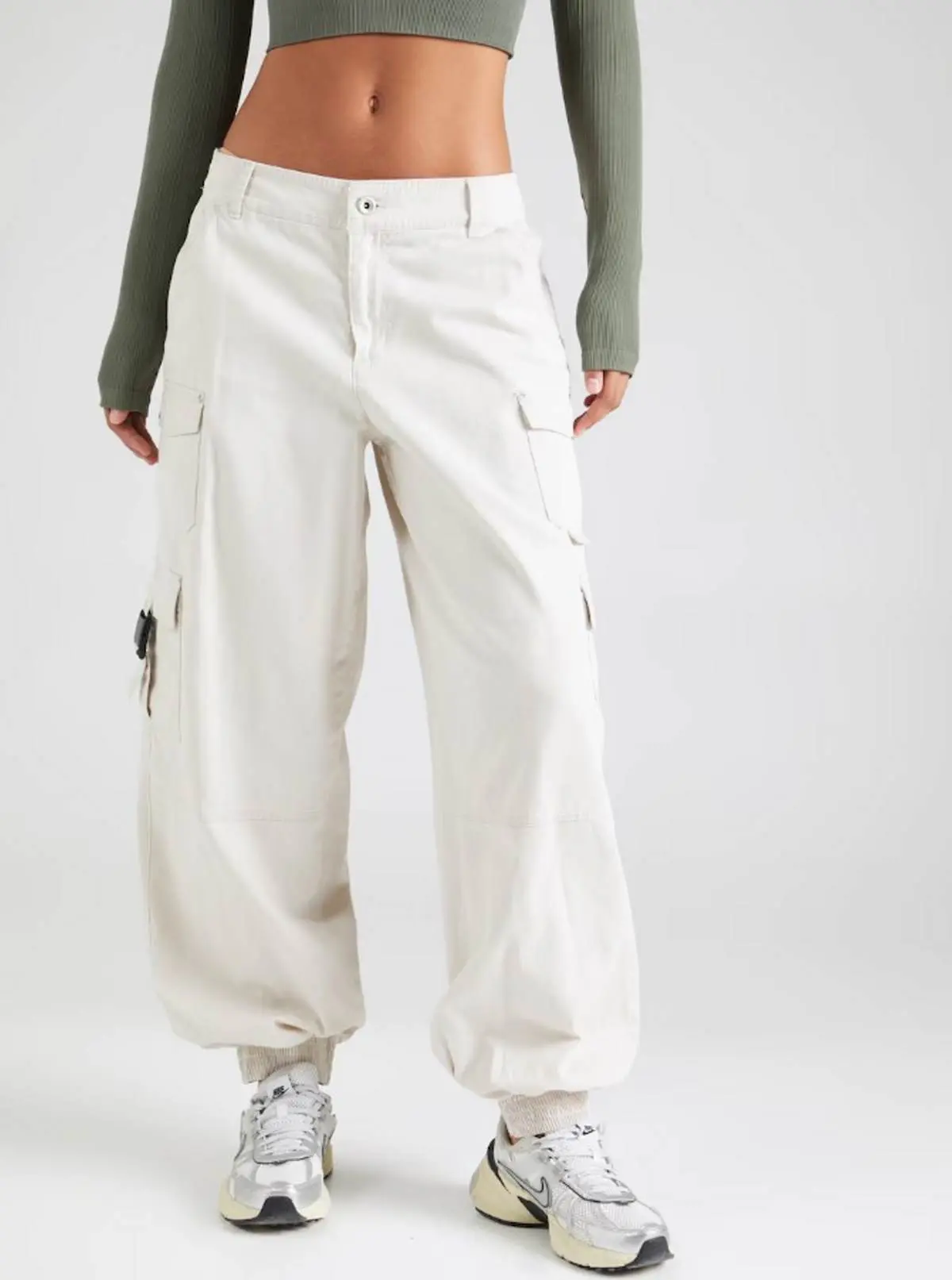μοντέρνο παντελόνι cargo λευκό