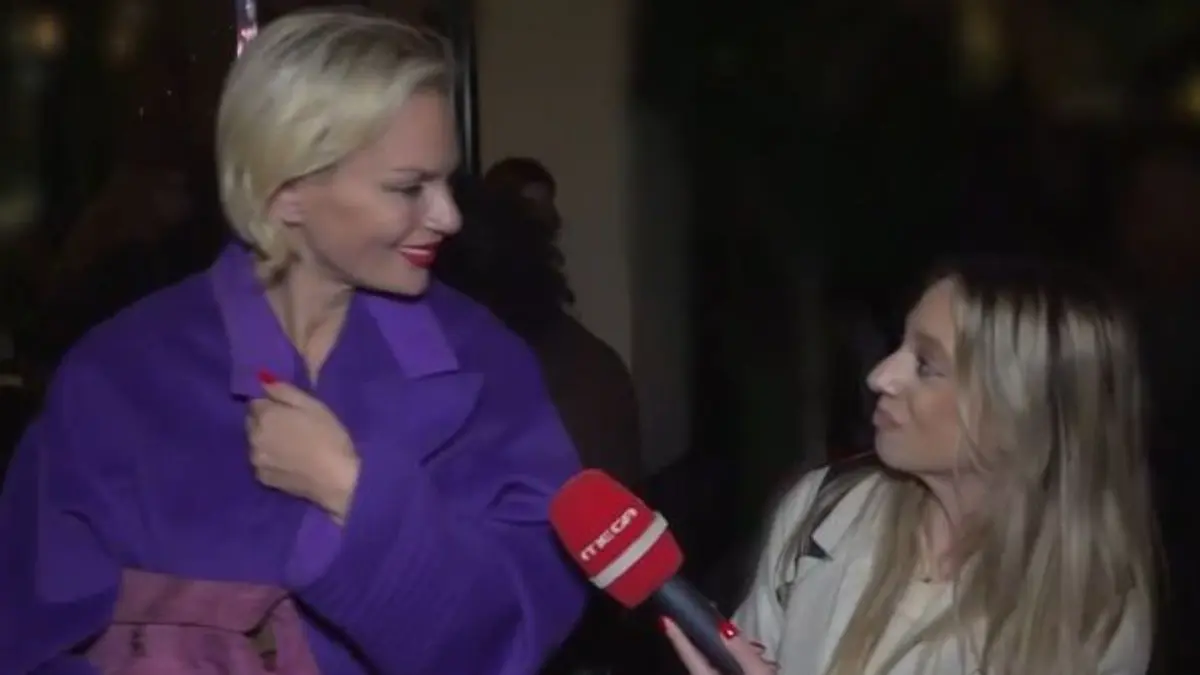 Η Έλενα Χριστοπούλου σε δηλώσεις της στις κάμερες