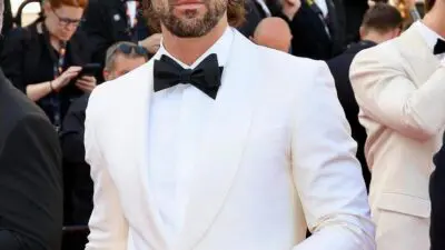 Ο Χοσε Ντε λα τορε στο κόκκινο χαλί