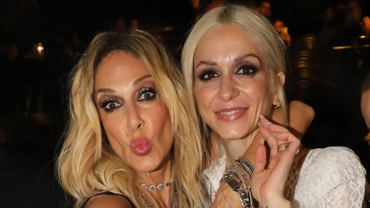 H Σοφία Καρβέλ και η Άννα Βίσση