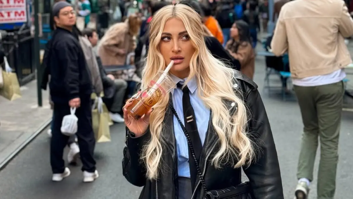 Η Ιωάννα Τούνη σε ταξίδι στο εξωτερικό