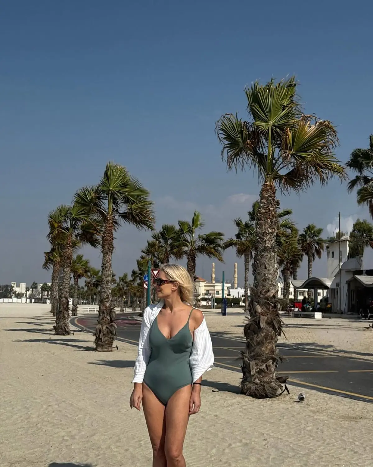 Μαρία Μπακοδήμου: Ποζάρει με μαγιό και «καίει» το Instagram - Οι εντυπωσιακές φωτογραφίες από την ζωή στο Ντουμπάι