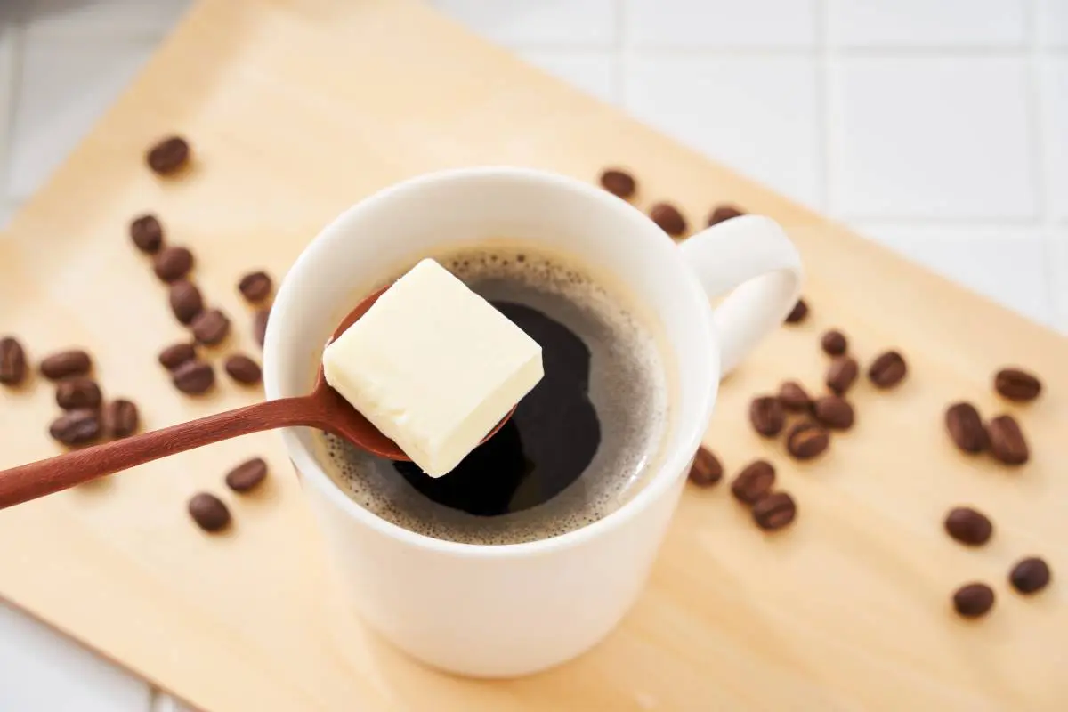 βάλε βούτυρο στον καφέ