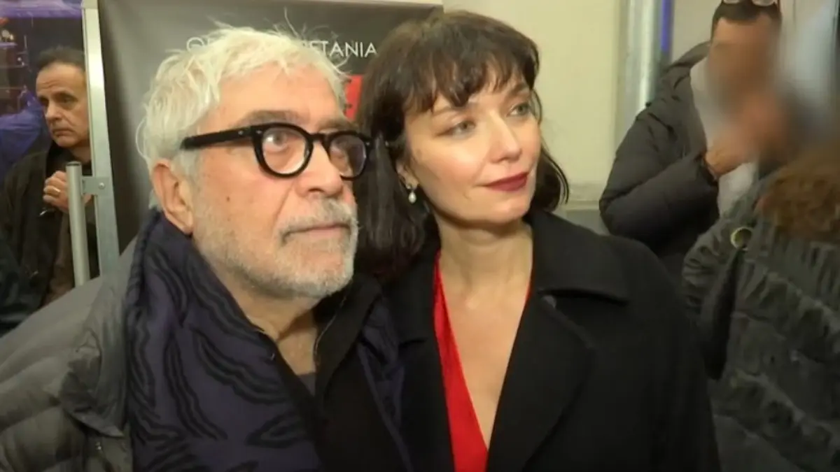 Ο Δημήτρης Πιατάς μπροστά στην κάμερα