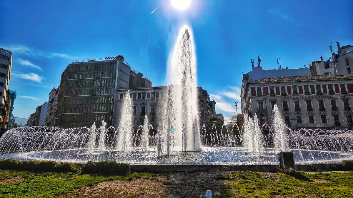 Η Πλατεία της ομόνοιας