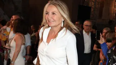 Η Μαρέβα Μητσιτάκη σε βραδινή έξοδο