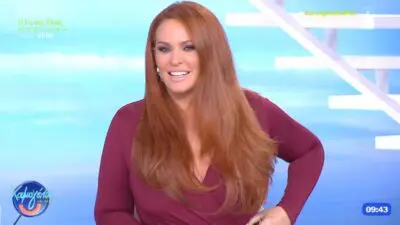 Η Σίσσυ Χρηστίδου στο πλατό του Χαμογέλα και πάλι