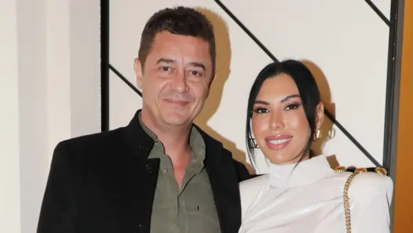 Ο Αντώνης Σρόιτερ και η Ιωάννα Μπούκη