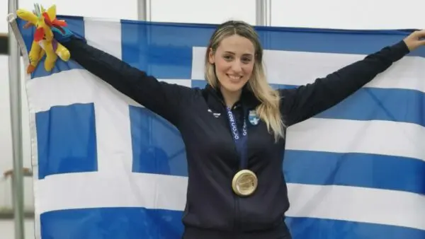 Άννα Κορακάκη