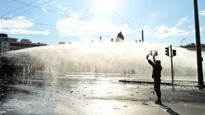 Επεισόδια μετά το συλλαλητήριο για τα Τέμπη