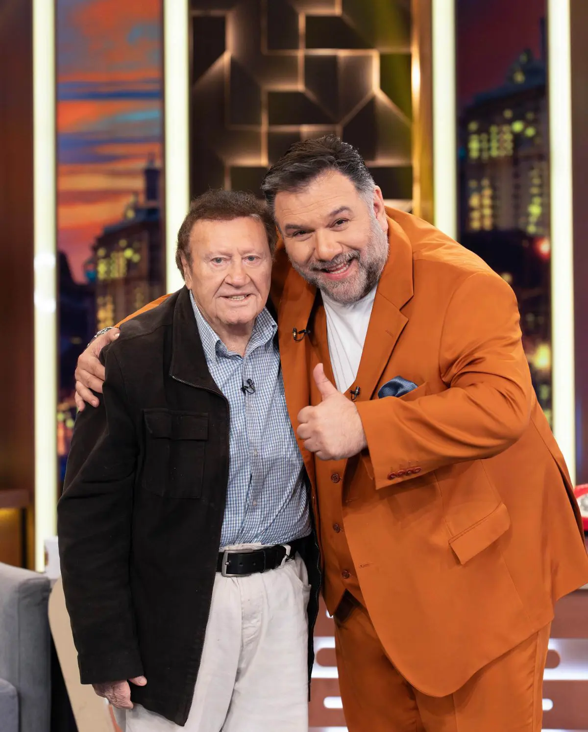 Ο Γιάννης Μπουρνέλης στο The 2Night Show