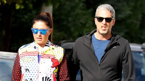 παπαρίζου καψάλης σε δημόσια έξοδό τους