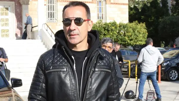 Ο Πέτρος Ίμβριος σε δημόσια έξοδό του.