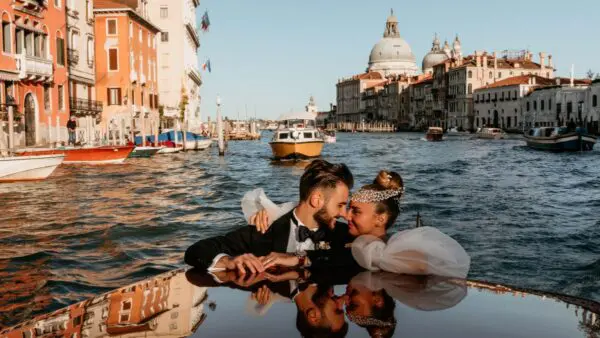 Γαμήλιο ταξίδι: 5+1 κορυφαίοι προορισμοί για το μήνα του μέλιτος