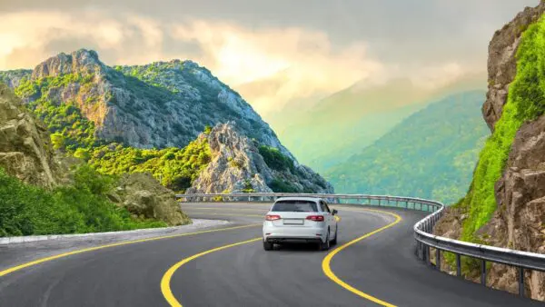 Ώρα για roadtrip: 3 προορισμοί για την άνοιξη