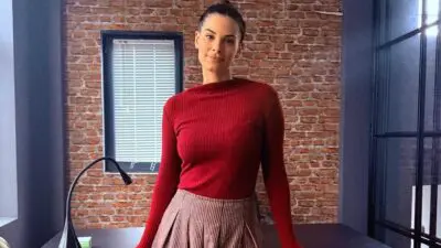 Η Χριστίνα Μπόμπα στο γραφείο της