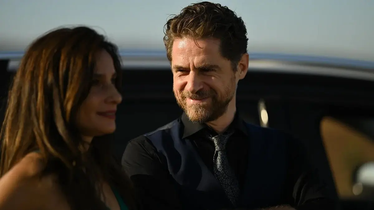 Ο Μάρκος και η Έλλη της σειράς Ο τιμωρός