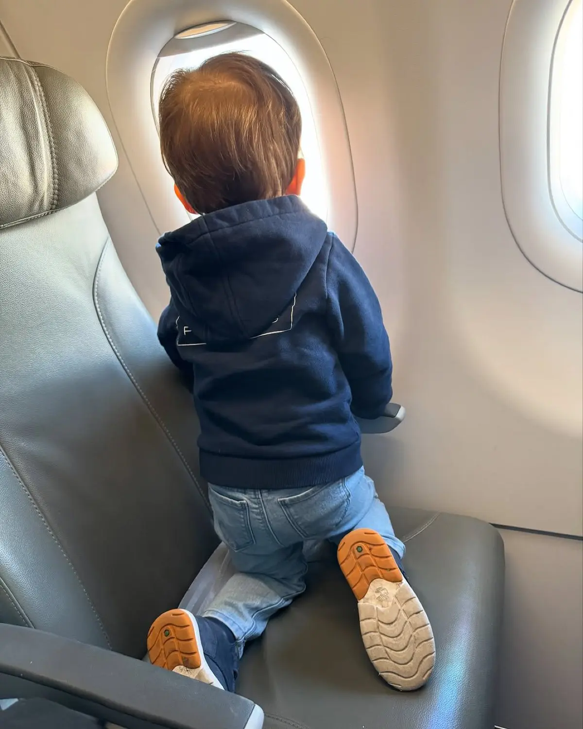 Ο γιος της Νάργες στο αεροπλάνο