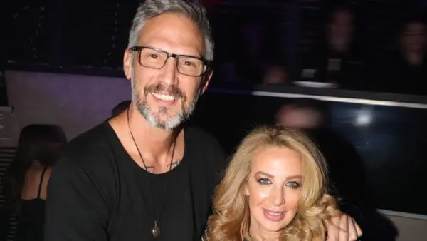 Ο Αλέξανδρος Παρθένης και η Βιβή Κωστοπούλου σε βραδινή έξοδο