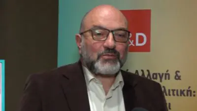 Ο Σάκης Αρναούτογλου στην κάμερα του star