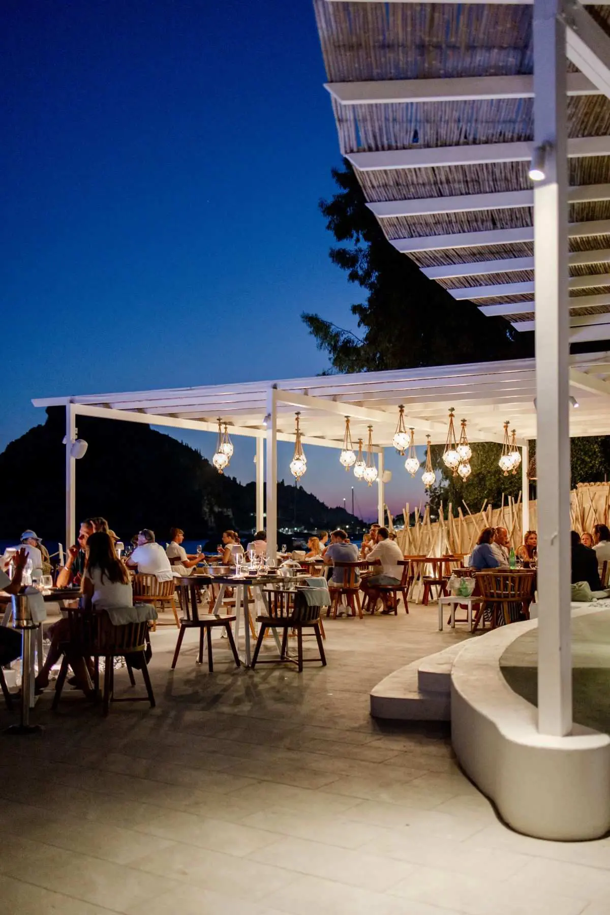 Akron beach bar restaurant