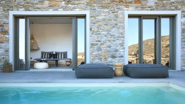 Πολυτελής διαμονή στο Yousuites