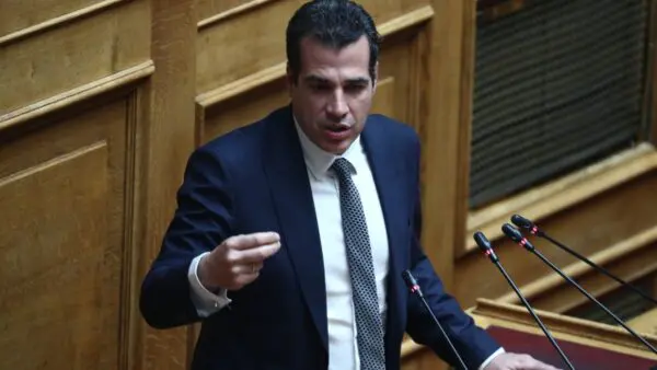 Θάνος Πλεύρης