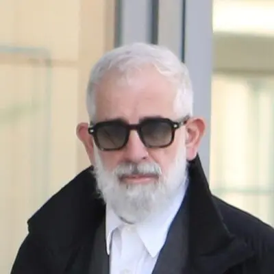 Πέτρος Φιλιππίδης