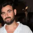 Ο Νίκος Πολυδερόπουλος