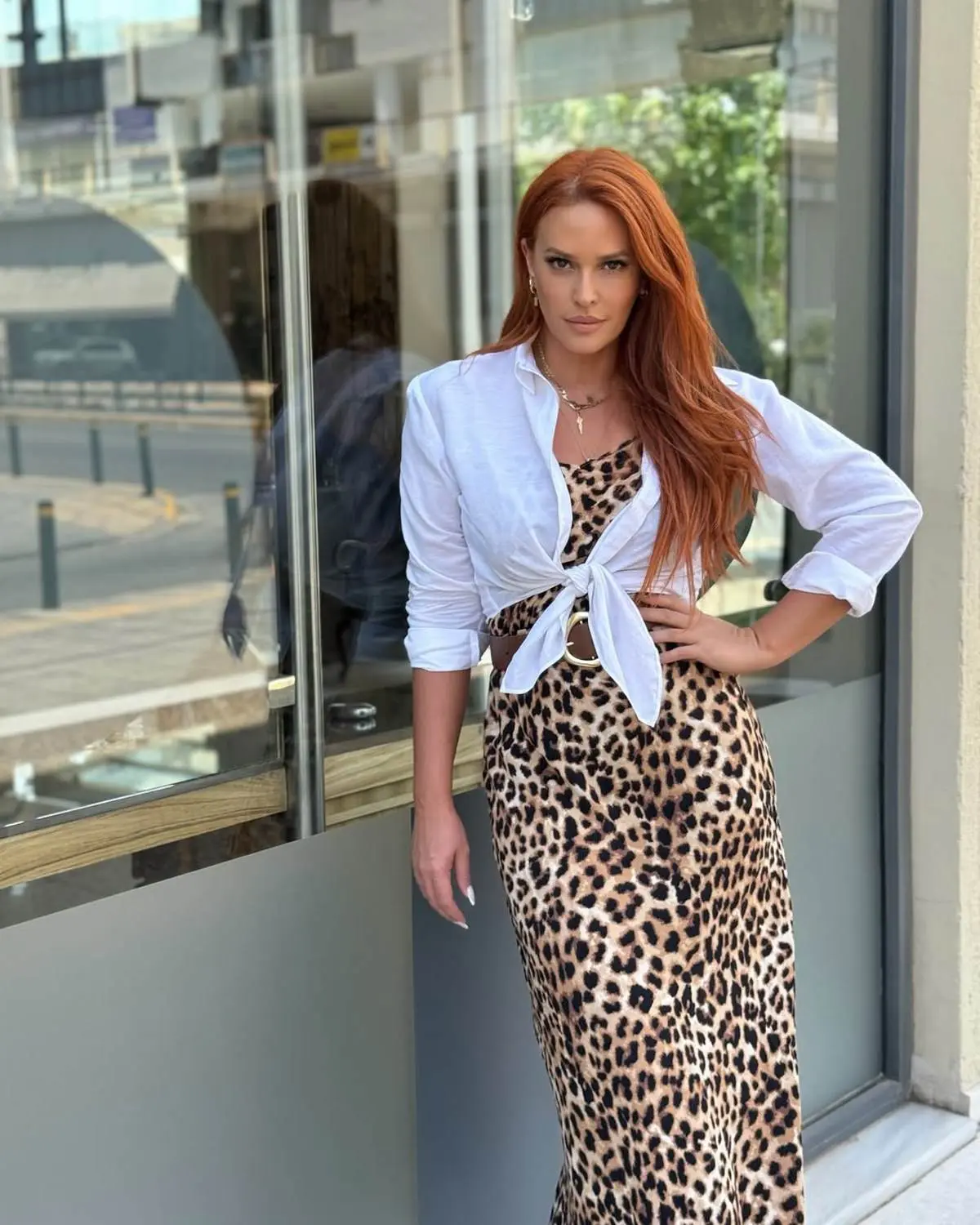 Η Σίσσυ Χρηστίδου με λεοπάρ φόρεμα