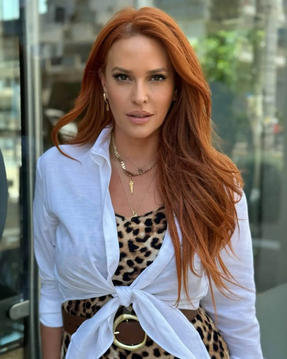 Η Σίσσυ Χρηστίδου με λεοπάρ φόρεμα