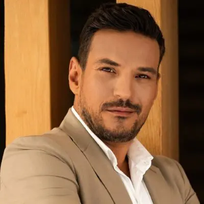 Κώστας Τσουρός