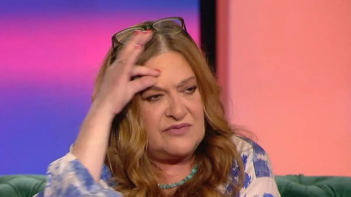 Η Τζόυς Ευείδη στο Καλύτερα Αργά