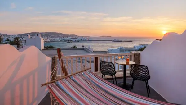 Μύκονος YALOS