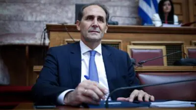 Απόστολος Βεσυρόπουλος