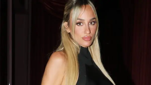 Έλενα Κώνστα