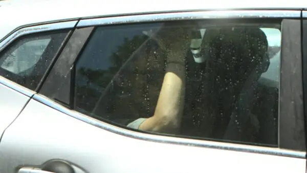 Η μητέρα του κοριτσιού που βρέθηκε νεκρό στο Παλαιό Φάληρο