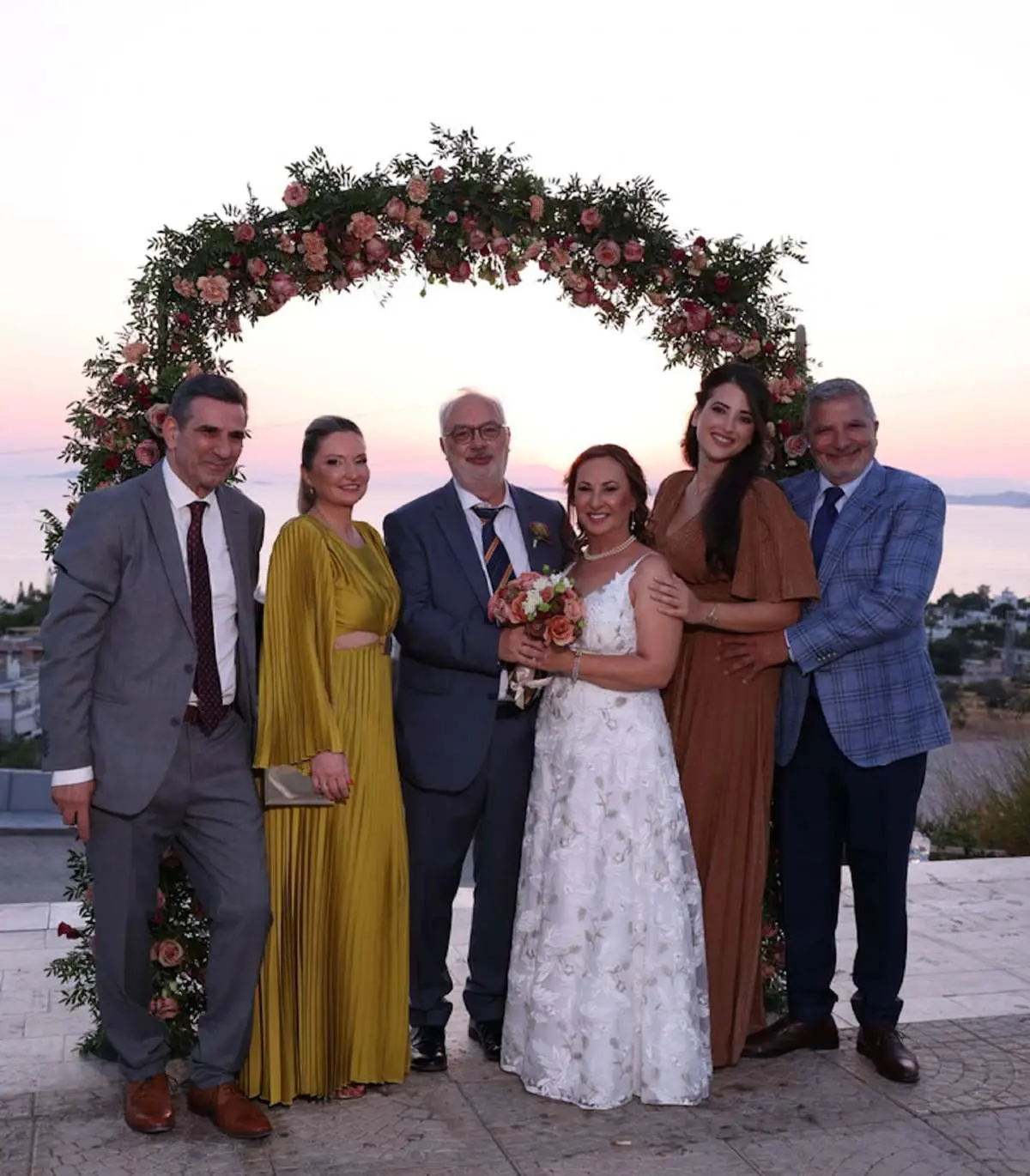 Συγκινημένος ο Πατούλης: «Παντρεύτηκαν με θρησκευτικό γάμο για να γίνουν νονοί του γιου μου»