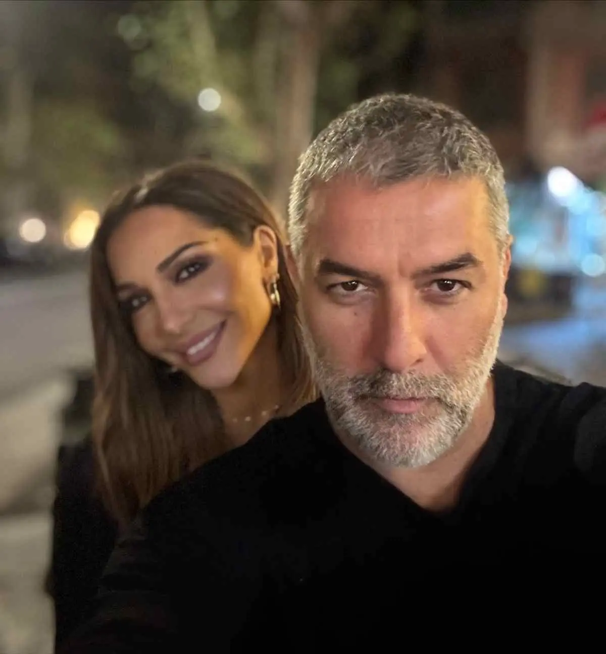 Δέσποινα Βανδή - Βασίλης Μπισμπίκης