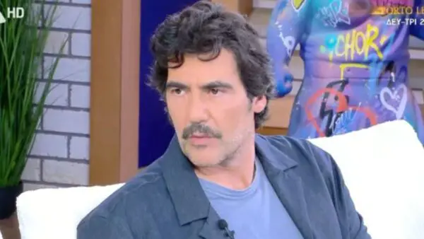 Ο Αντώνης Καρυστινός στο Καλύτερα δεν γίνεται