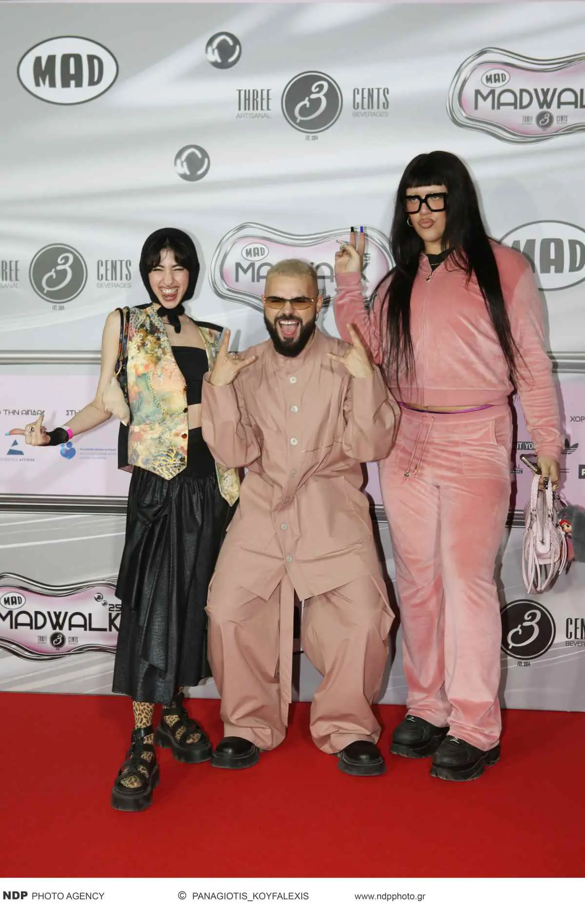 Λαμπερές εμφανίσεις στο MadWalk 2025 – Οι celebrities που έκλεψαν την παράσταση στα παρασκήνια